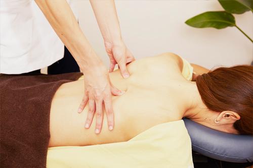 滞った筋膜を整えるーマッサージ